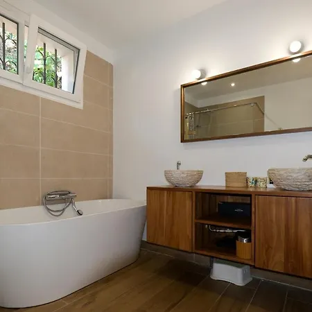 Vila Pablo, Heated Pool Bormes-les-Mimosas